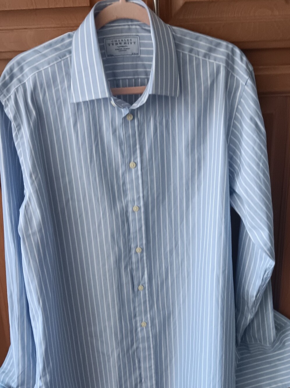 Charles Tyrwhitt Classic Blue and White Pinstripe Dress Shirt Size 16/36